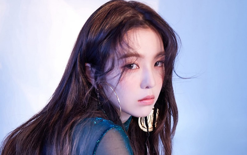 Irene (Red Velvet) với kiểu tóc mái bay